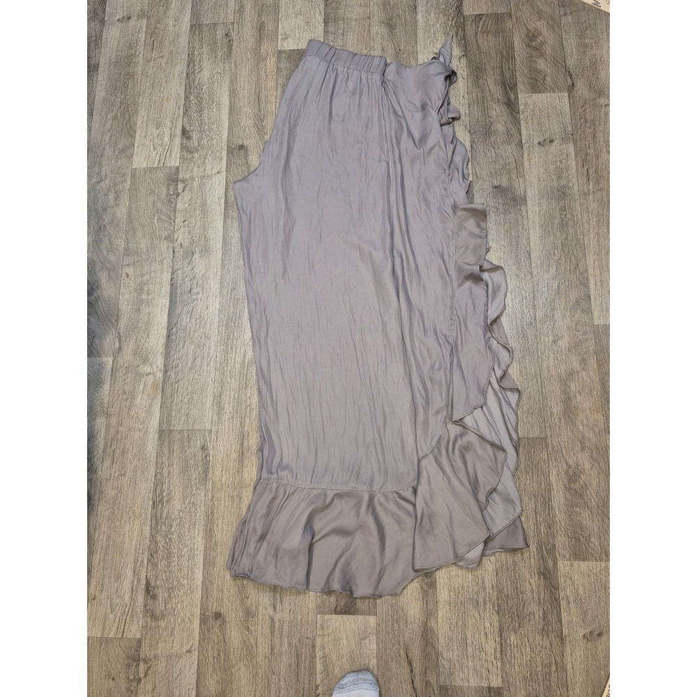 Elegant Women's Gray Wide-Leg Pants - Picture 8 of 8